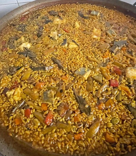 Paella de verdura casera